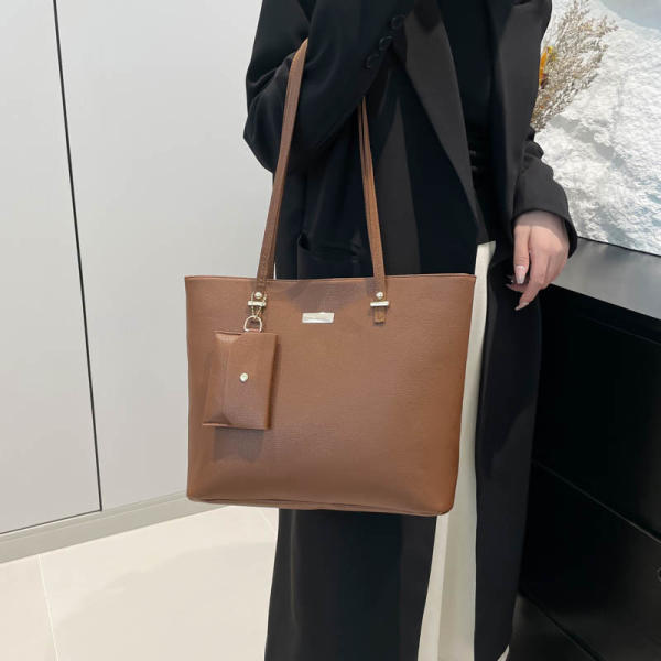 Women’s Elegant PU Leather Handbag 3 Part – Large-Capacity Tote with Lock Detail